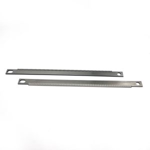 Toothed knives for vertical and horizontal packages